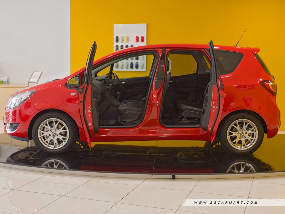 https://i.i-sgcm.com/new_cars/cars/11664/11664_g24