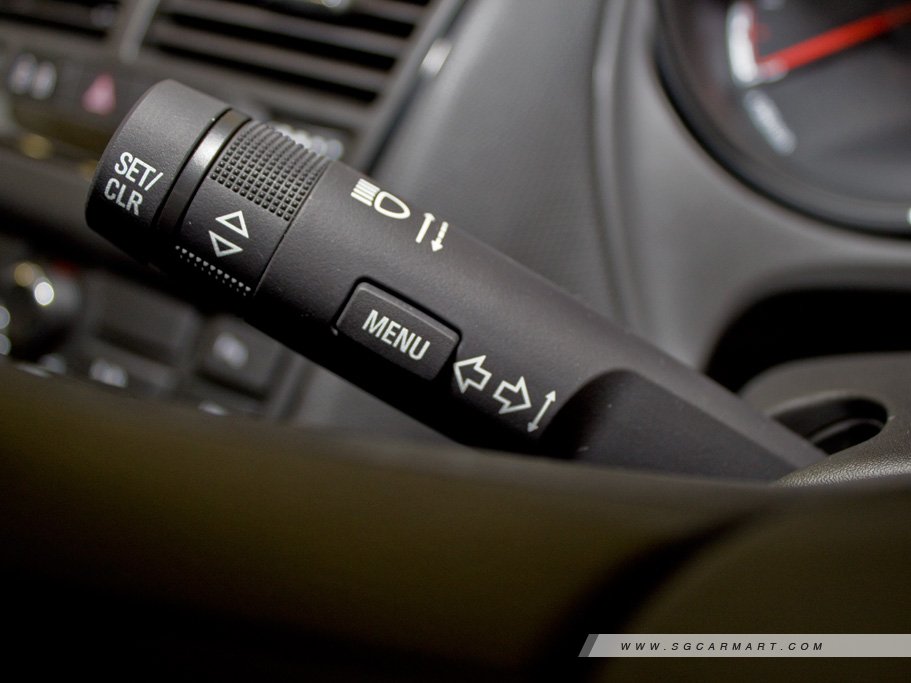 https://i.i-sgcm.com/new_cars/cars/11664/11664_g31