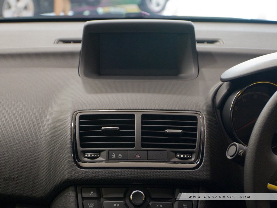 https://i.i-sgcm.com/new_cars/cars/11664/11664_g32