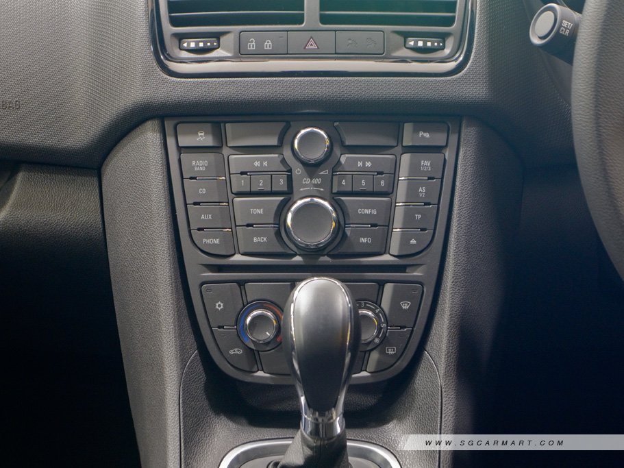 https://i.i-sgcm.com/new_cars/cars/11664/11664_g33