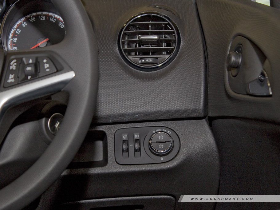 https://i.i-sgcm.com/new_cars/cars/11664/11664_g36