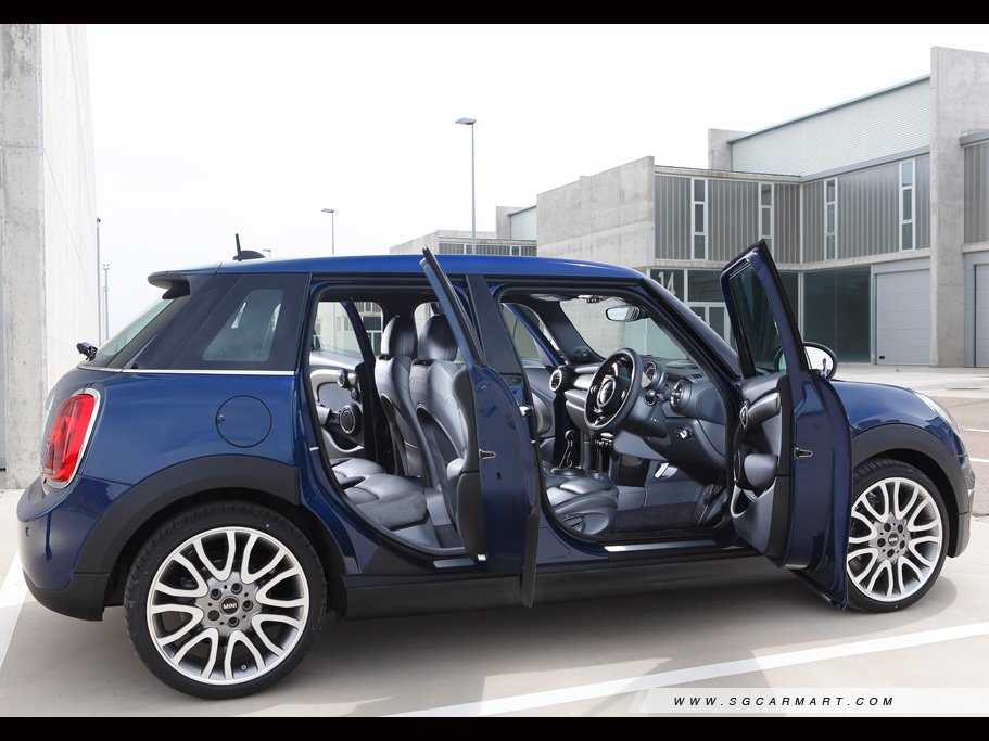 https://i.i-sgcm.com/new_cars/cars/11665/11665_g6