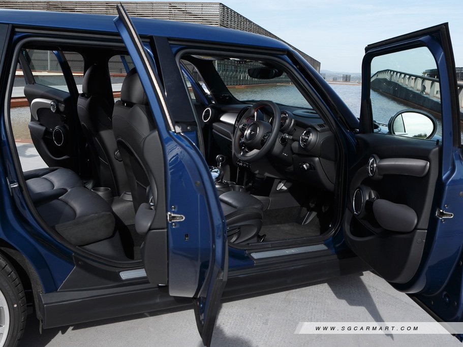 https://i.i-sgcm.com/new_cars/cars/11665/11665_g7
