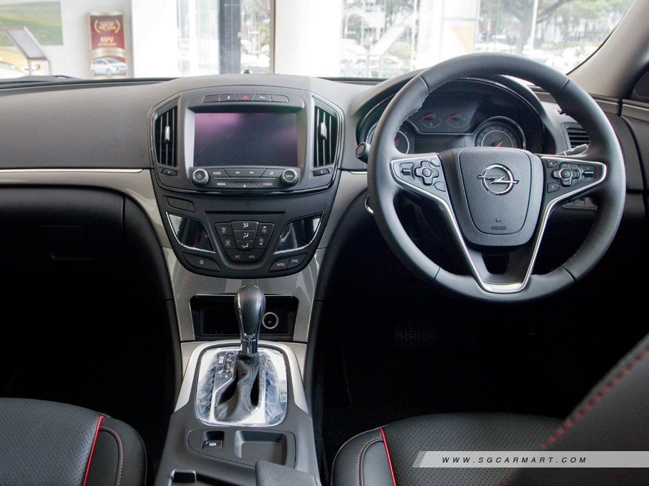 https://i.i-sgcm.com/new_cars/cars/11675/11675_g26