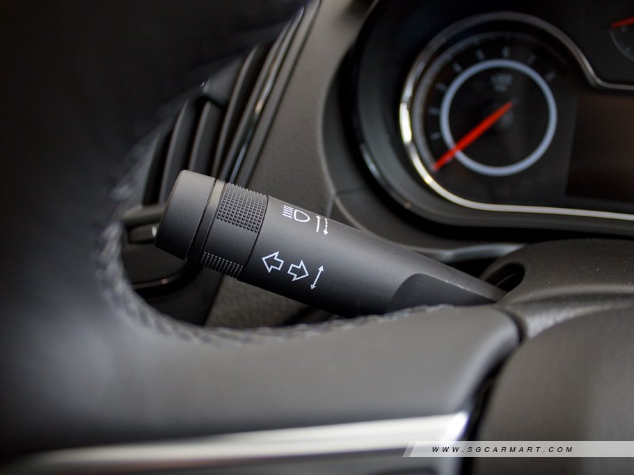 https://i.i-sgcm.com/new_cars/cars/11675/11675_g30