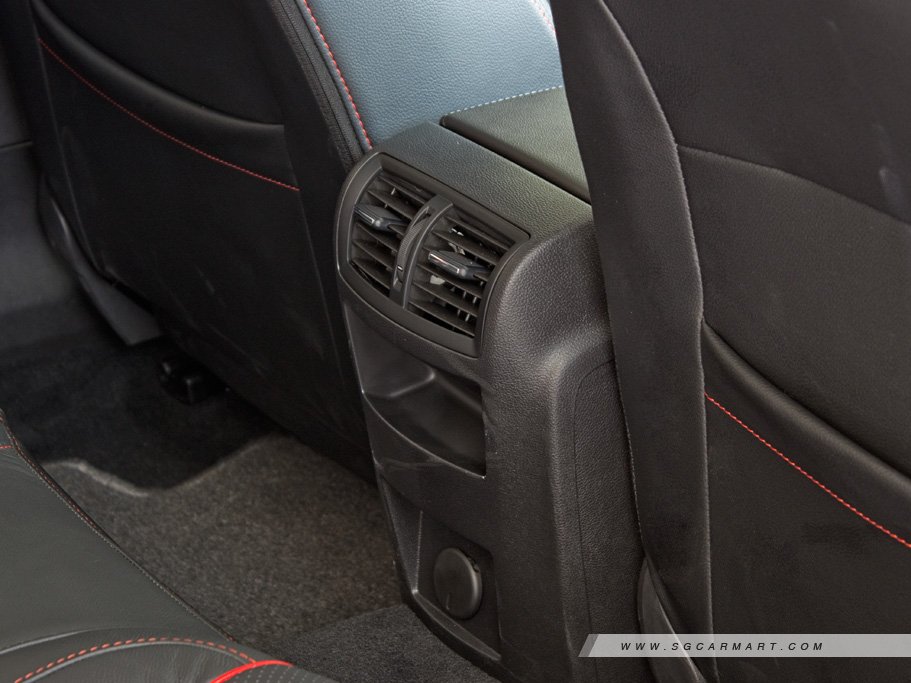 https://i.i-sgcm.com/new_cars/cars/11675/11675_g38