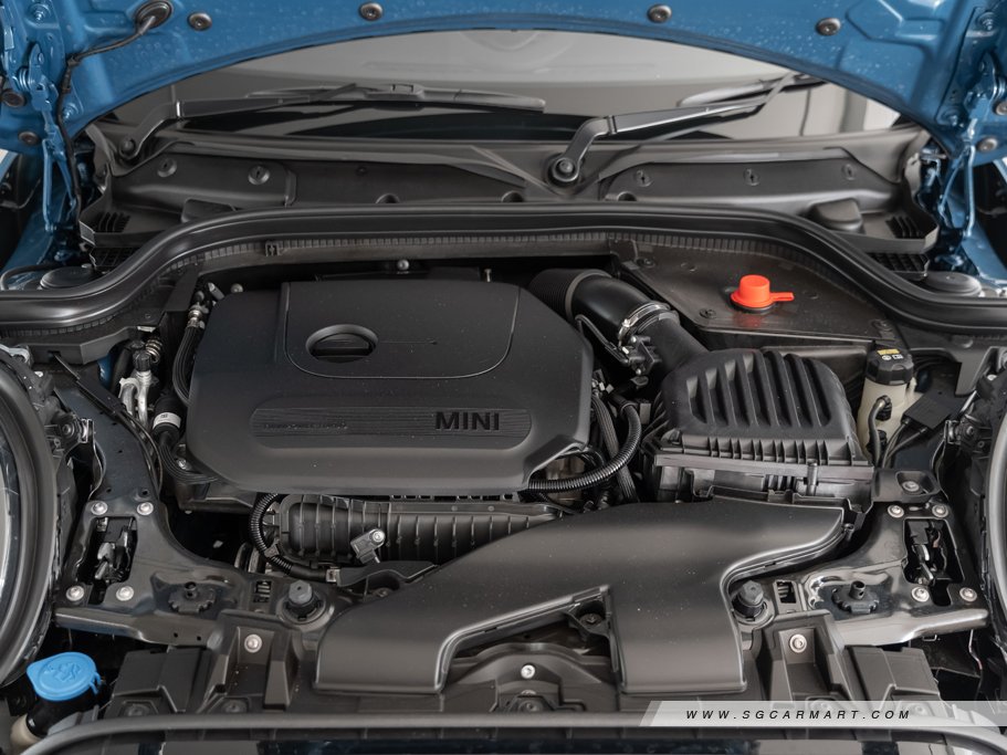 https://i.i-sgcm.com/new_cars/cars/11676/11676_g120
