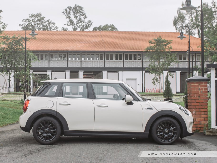 https://i.i-sgcm.com/new_cars/cars/11676/11676_g14