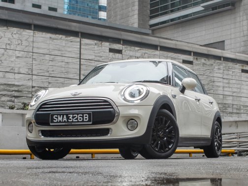 New MINI One 5-Door Photos, Photo Gallery - sgCarMart