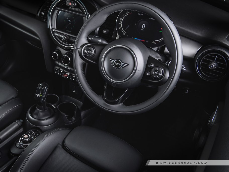 https://i.i-sgcm.com/new_cars/cars/11676/11676_g60