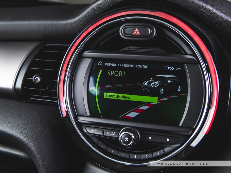 https://i.i-sgcm.com/new_cars/cars/11676/11676_g63