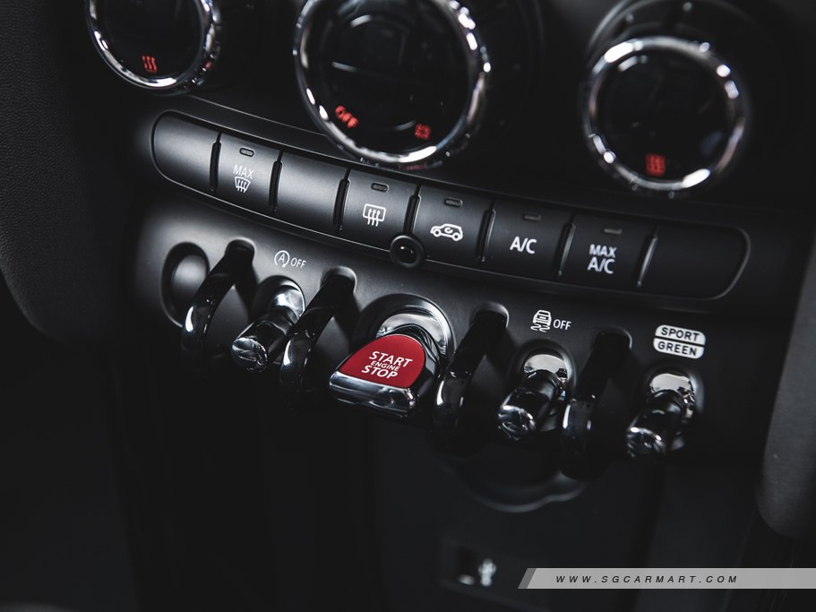 https://i.i-sgcm.com/new_cars/cars/11676/11676_g65
