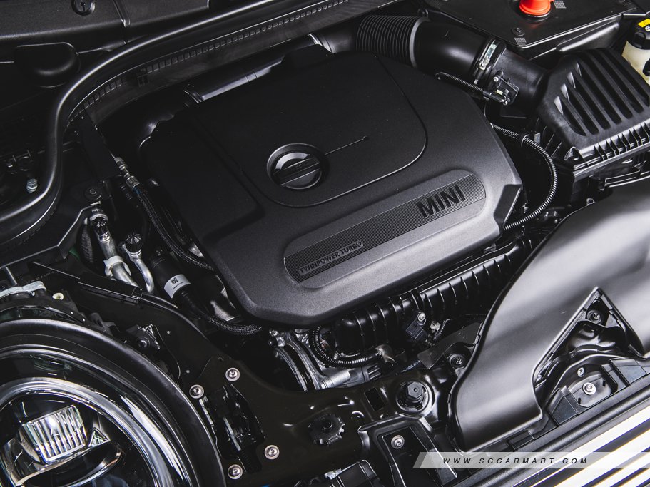 https://i.i-sgcm.com/new_cars/cars/11676/11676_g69
