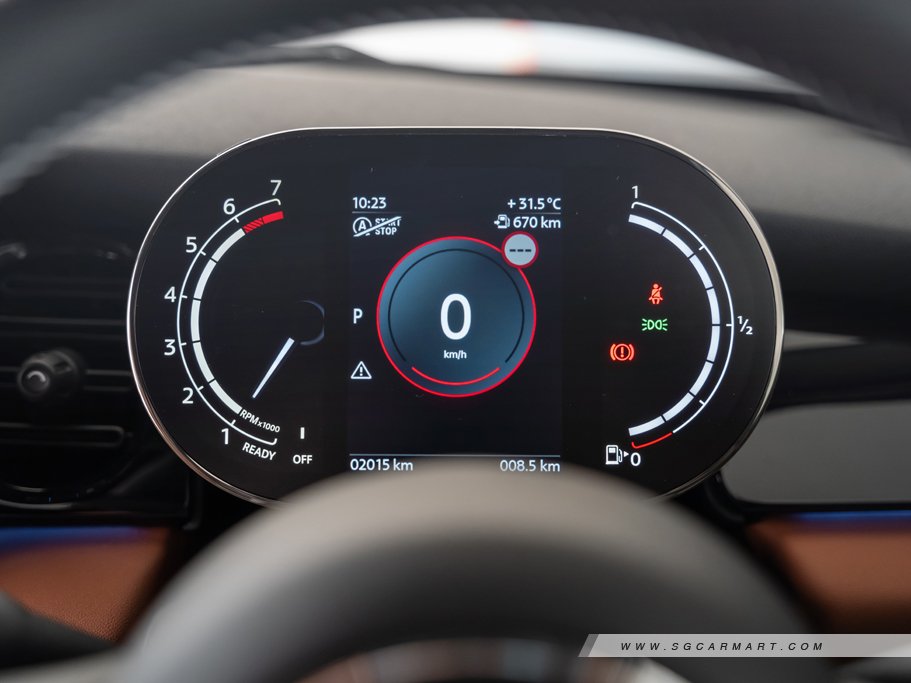 https://i.i-sgcm.com/new_cars/cars/11676/11676_g97
