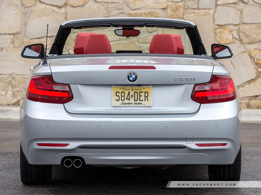 https://i.i-sgcm.com/new_cars/cars/11677/11677_g16