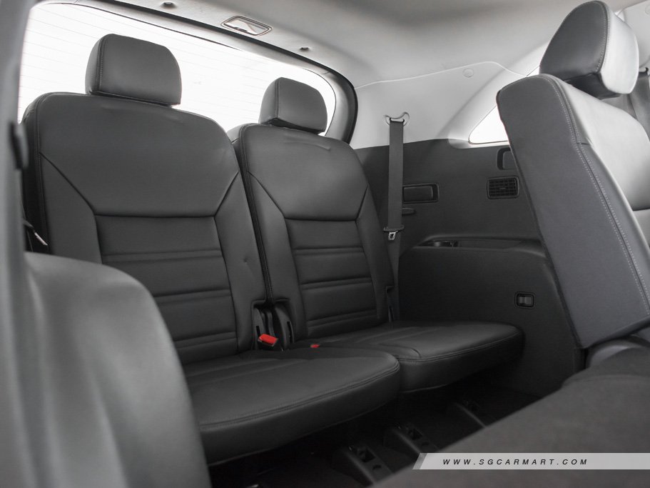 https://i.i-sgcm.com/new_cars/cars/11683/11683_g25