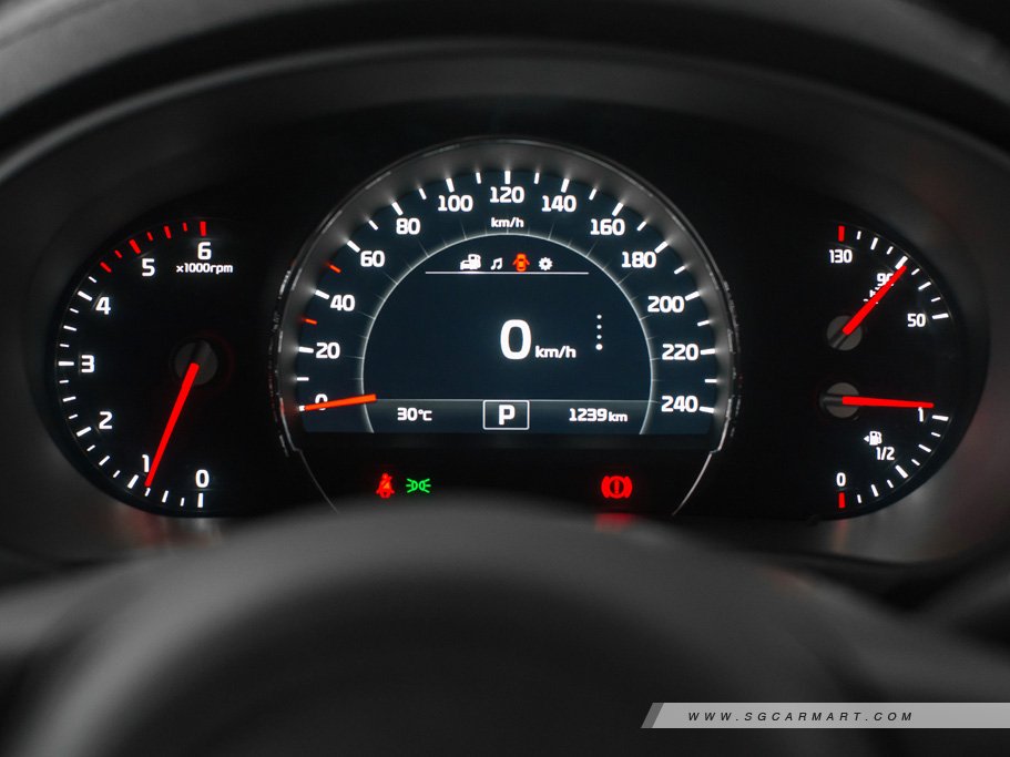 https://i.i-sgcm.com/new_cars/cars/11683/11683_g28