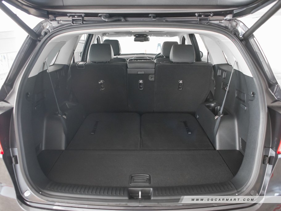 https://i.i-sgcm.com/new_cars/cars/11683/11683_g33