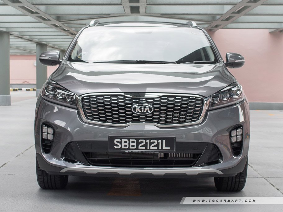 https://i.i-sgcm.com/new_cars/cars/11683/11683_g37