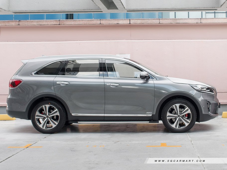 https://i.i-sgcm.com/new_cars/cars/11683/11683_g40