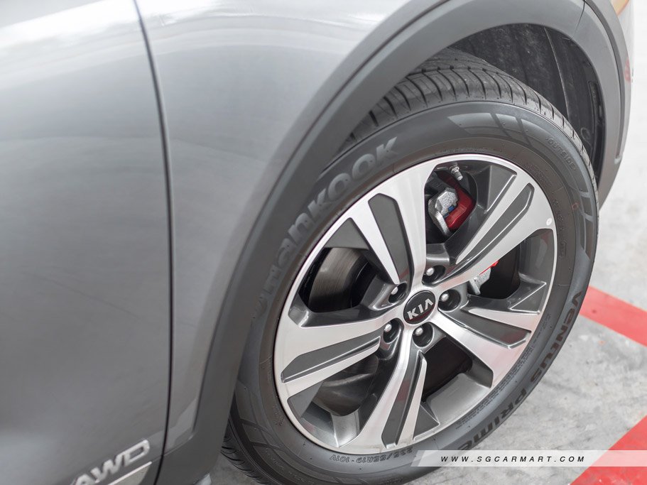 https://i.i-sgcm.com/new_cars/cars/11683/11683_g43