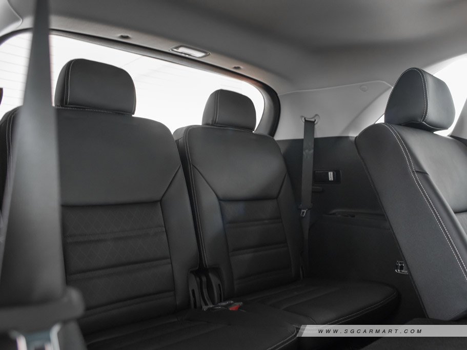 https://i.i-sgcm.com/new_cars/cars/11683/11683_g46