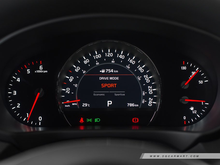 https://i.i-sgcm.com/new_cars/cars/11683/11683_g52