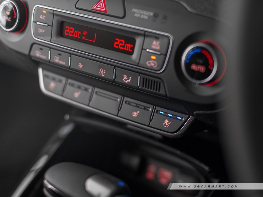 https://i.i-sgcm.com/new_cars/cars/11683/11683_g59