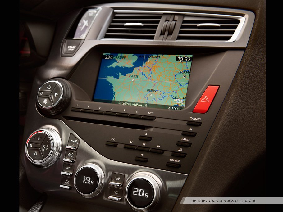https://i.i-sgcm.com/new_cars/cars/11684/11684_g10
