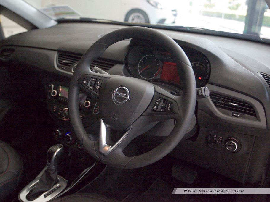 https://i.i-sgcm.com/new_cars/cars/11685/11685_g26