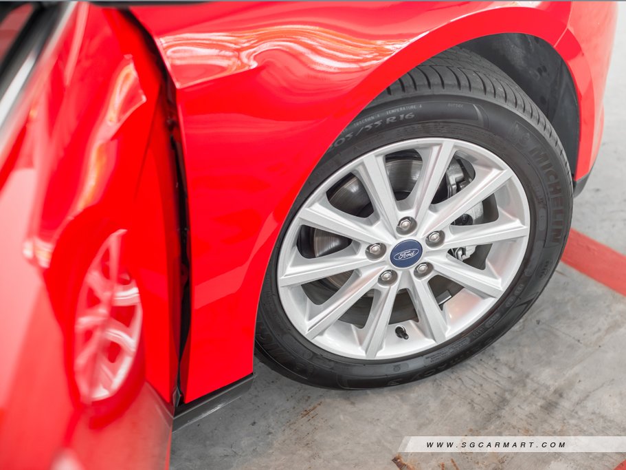 https://i.i-sgcm.com/new_cars/cars/11704/11704_g21
