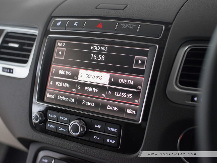 https://i.i-sgcm.com/new_cars/cars/11709/11709_g21