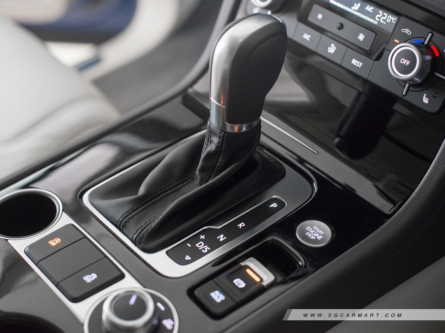 https://i.i-sgcm.com/new_cars/cars/11709/11709_g23