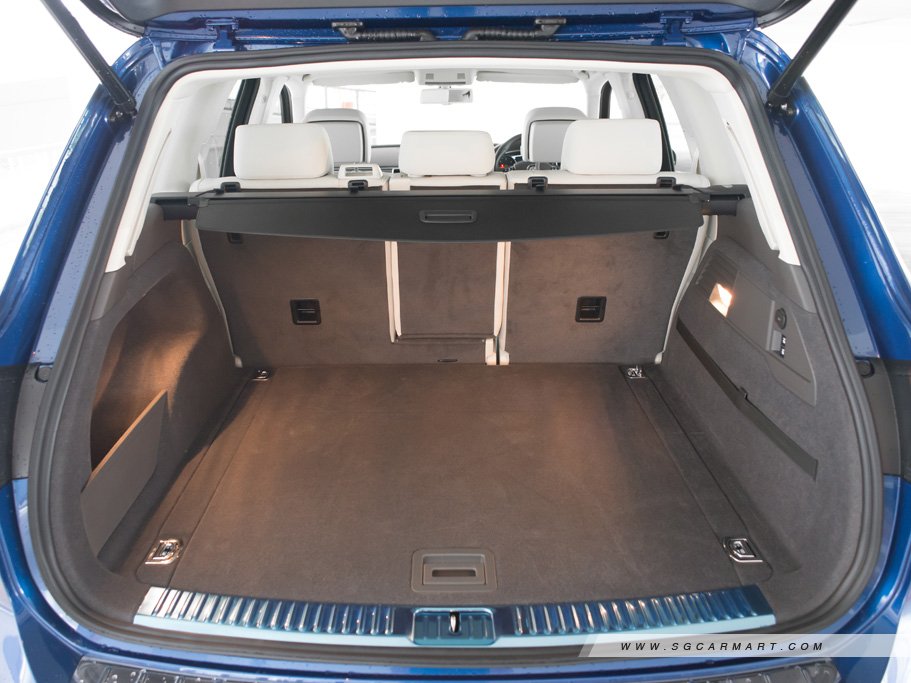 https://i.i-sgcm.com/new_cars/cars/11709/11709_g27