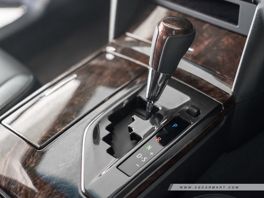https://i.i-sgcm.com/new_cars/cars/11711/11711_g18