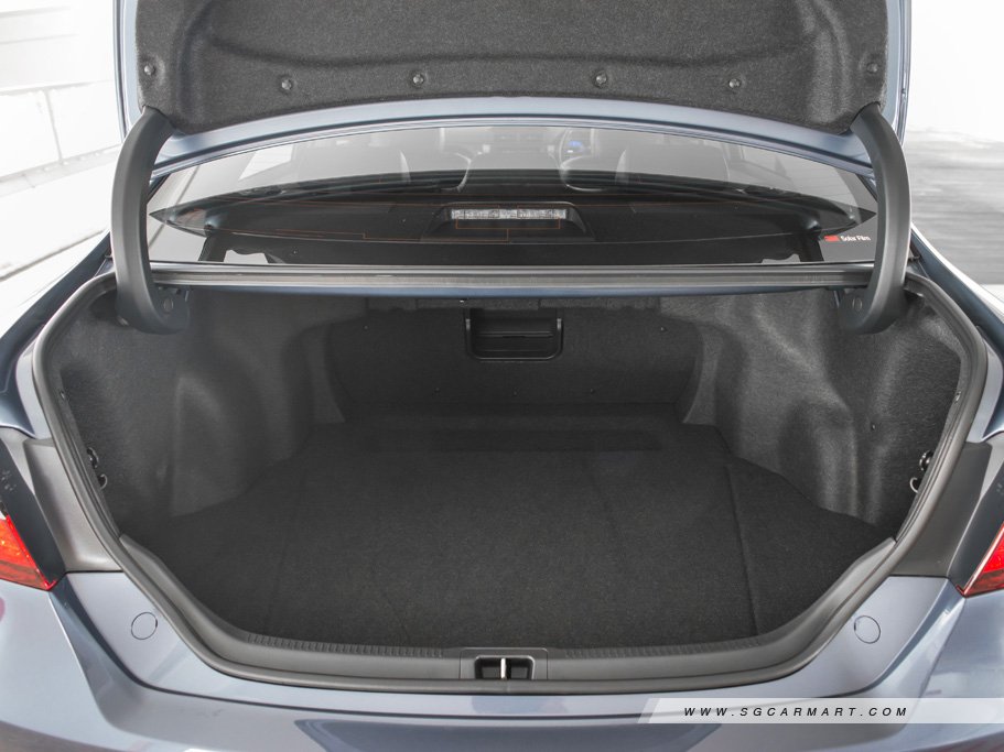 https://i.i-sgcm.com/new_cars/cars/11711/11711_g19