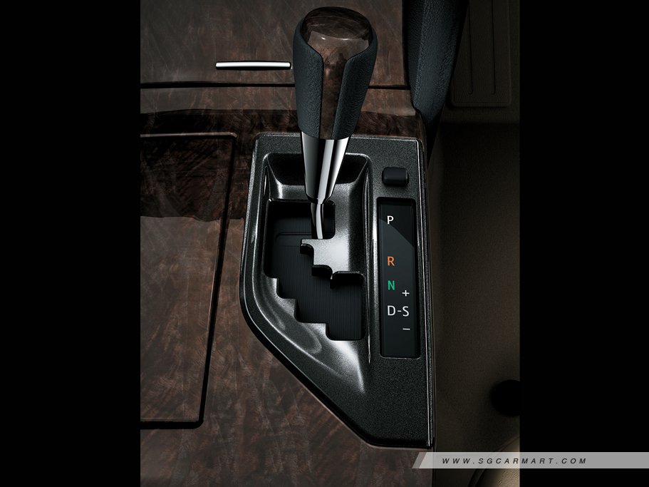 https://i.i-sgcm.com/new_cars/cars/11711/11711_g29