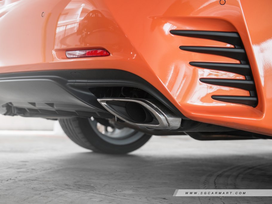 https://i.i-sgcm.com/new_cars/cars/11714/11714_g22