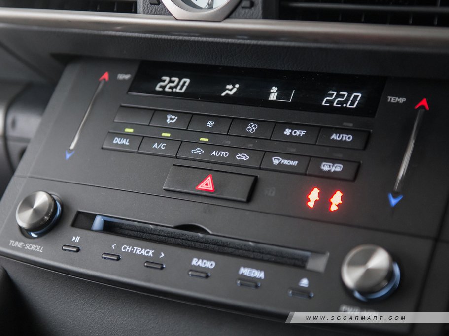 https://i.i-sgcm.com/new_cars/cars/11714/11714_g32