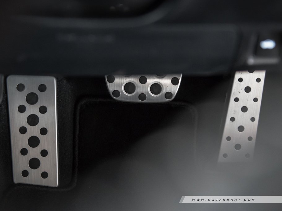 https://i.i-sgcm.com/new_cars/cars/11714/11714_g37