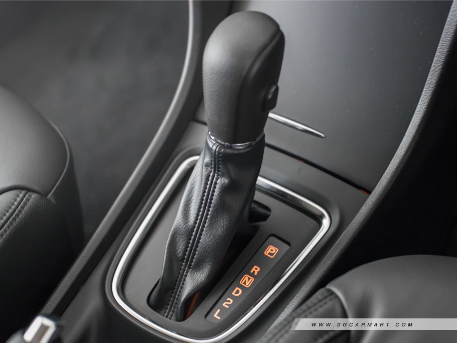 https://i.i-sgcm.com/new_cars/cars/11720/11720_g22
