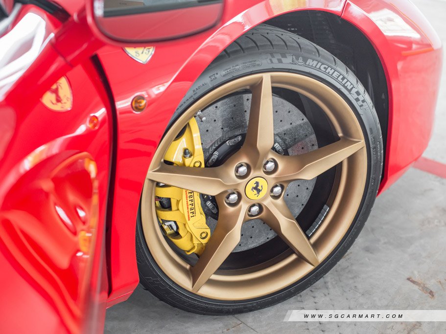 https://i.i-sgcm.com/new_cars/cars/11729/11729_g21