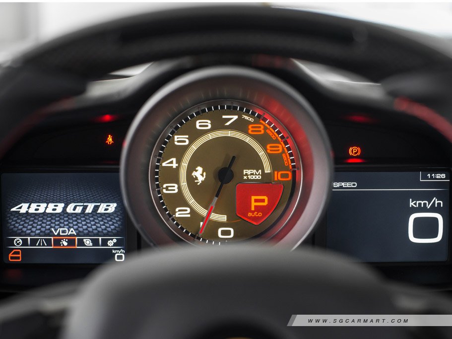 https://i.i-sgcm.com/new_cars/cars/11729/11729_g27