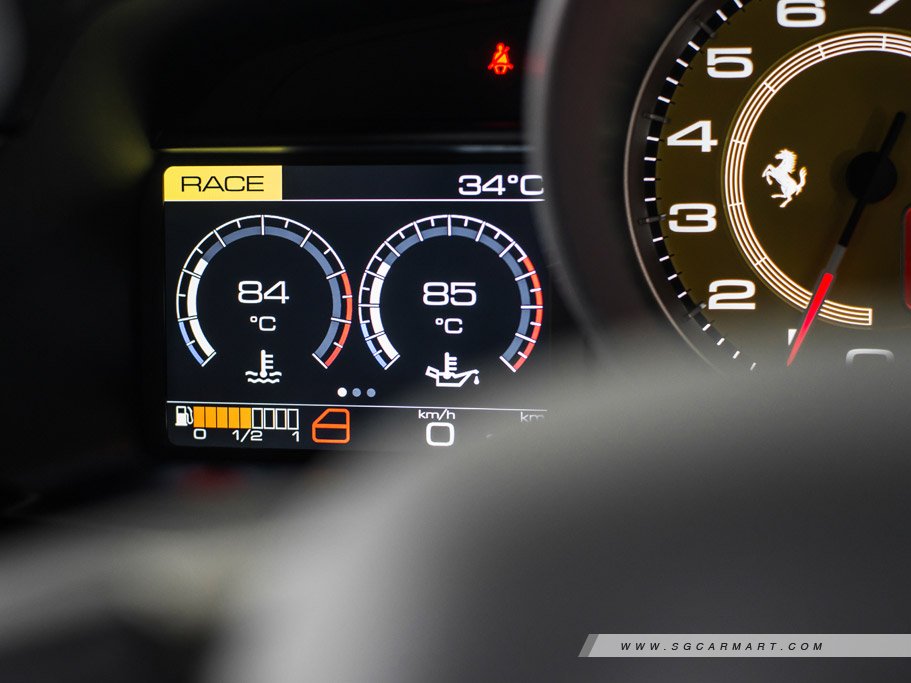 https://i.i-sgcm.com/new_cars/cars/11729/11729_g28