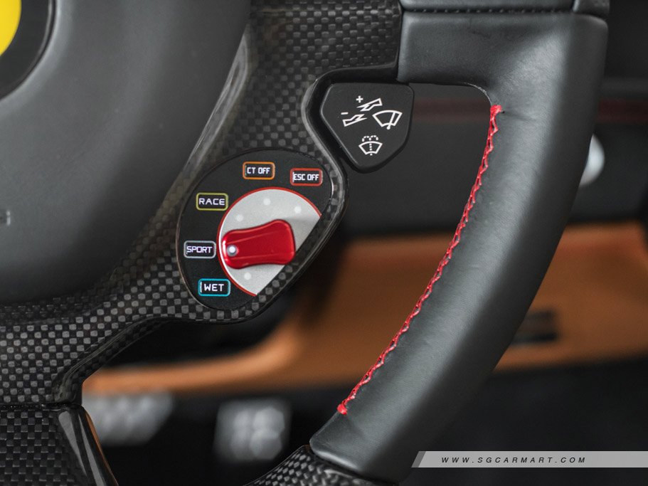 https://i.i-sgcm.com/new_cars/cars/11729/11729_g31