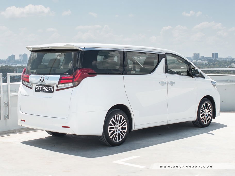 https://i.i-sgcm.com/new_cars/cars/11731/11731_g11