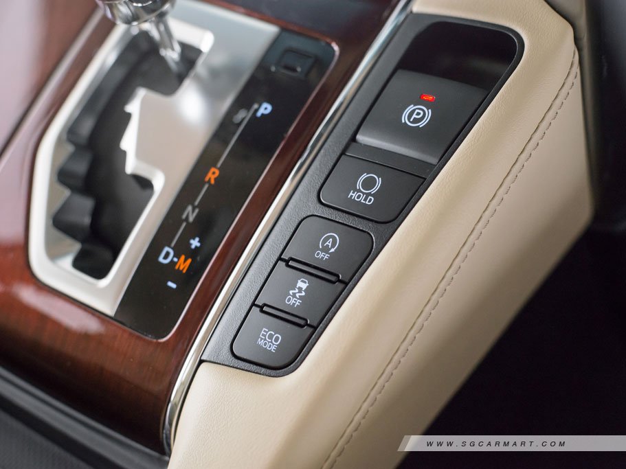 https://i.i-sgcm.com/new_cars/cars/11731/11731_g28
