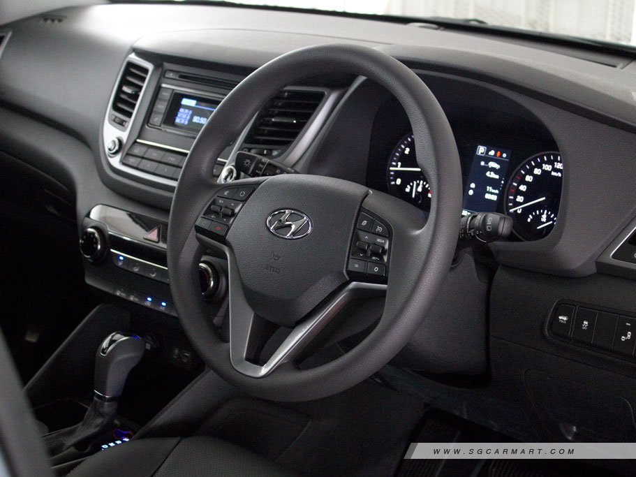 https://i.i-sgcm.com/new_cars/cars/11735/11735_g26