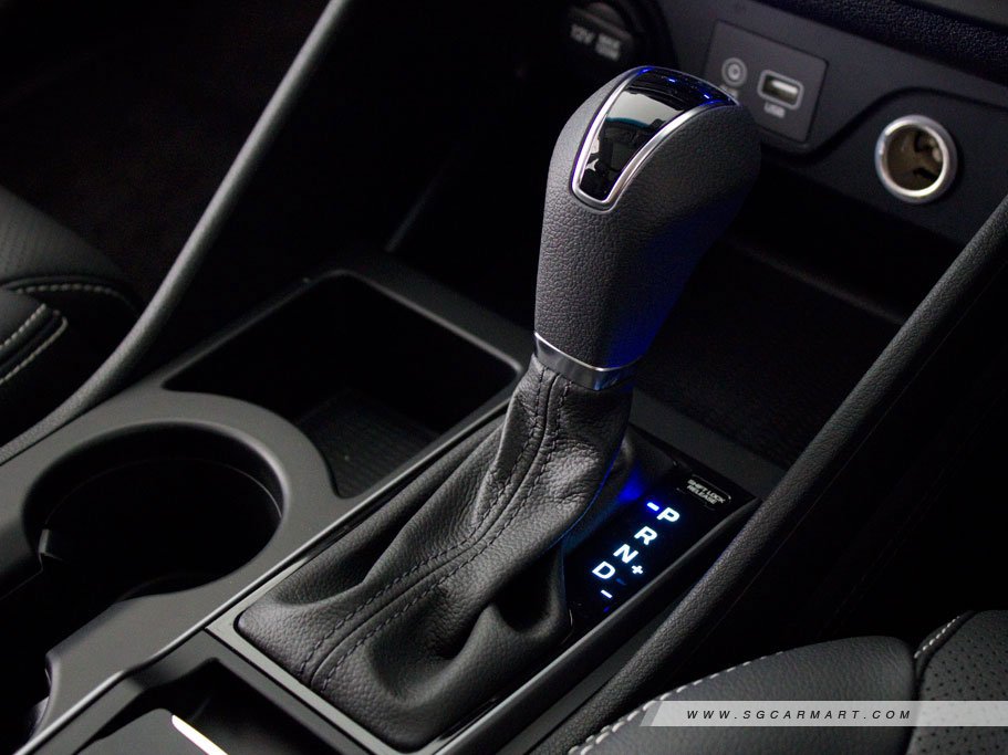 https://i.i-sgcm.com/new_cars/cars/11735/11735_g32