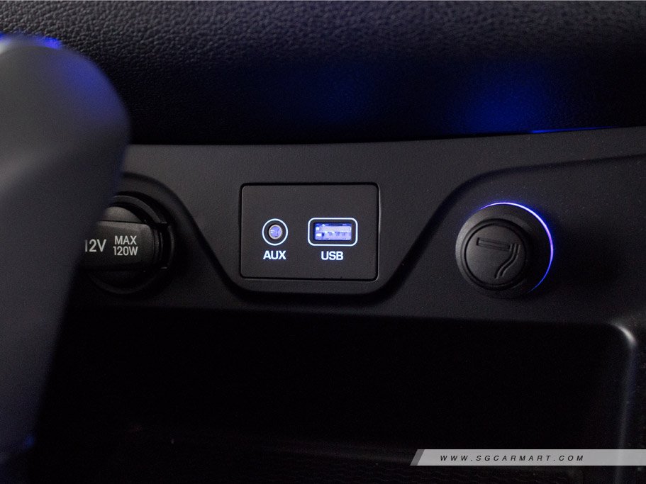 https://i.i-sgcm.com/new_cars/cars/11735/11735_g55